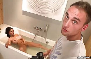Babe Velike sise Veliki penis Plavuša u lice Hardcore