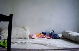 Azijska djevojka jebeno jebeno leone sa seksi filmom