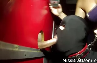 Robinja femdom sisa penis s brat perverzije