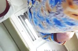 Ruska seksi baka! Gornja suknja! Amater!