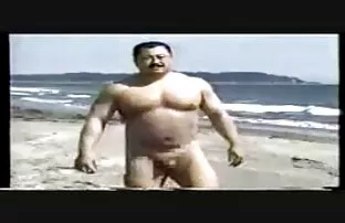 Japanski medvjed goli seks video film na plaži