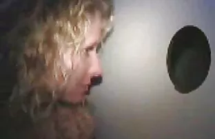Amaterska beba Plavuša Gloryhole Hardcore
