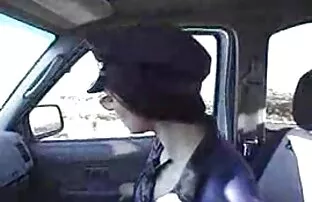 Policija je povukla za