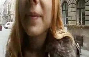 Slika mladog tinejdžerskog seksa na hindskom u javnosti