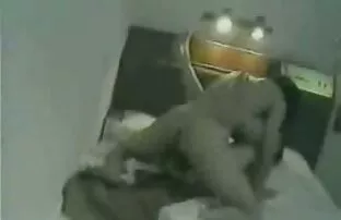 Azijski par sa video snimcima