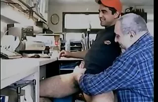 Pušenje i jedenje sperme