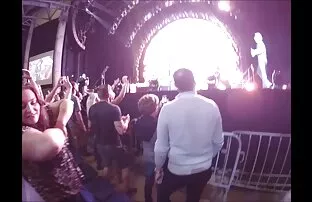 Javna seksi slika Hindi seksi slika na koncertu
