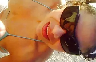 Amaterski pušenje na plaži