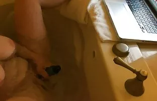 5. aprila 2014. na bp slici seksi slatke supruge sperme na b hotelskom jacuzzi web chatu