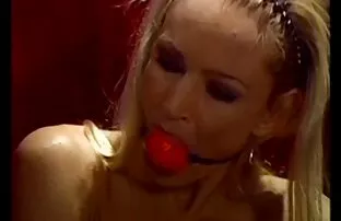 Gay gej bdsm s velikim grudima u tamnici