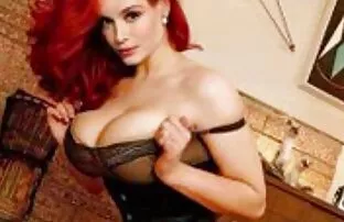 Christina Hendricks izaziva izazov