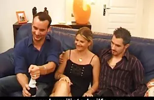 Brinete dvostrukog prodora grupni seks hardcore čarape u troje